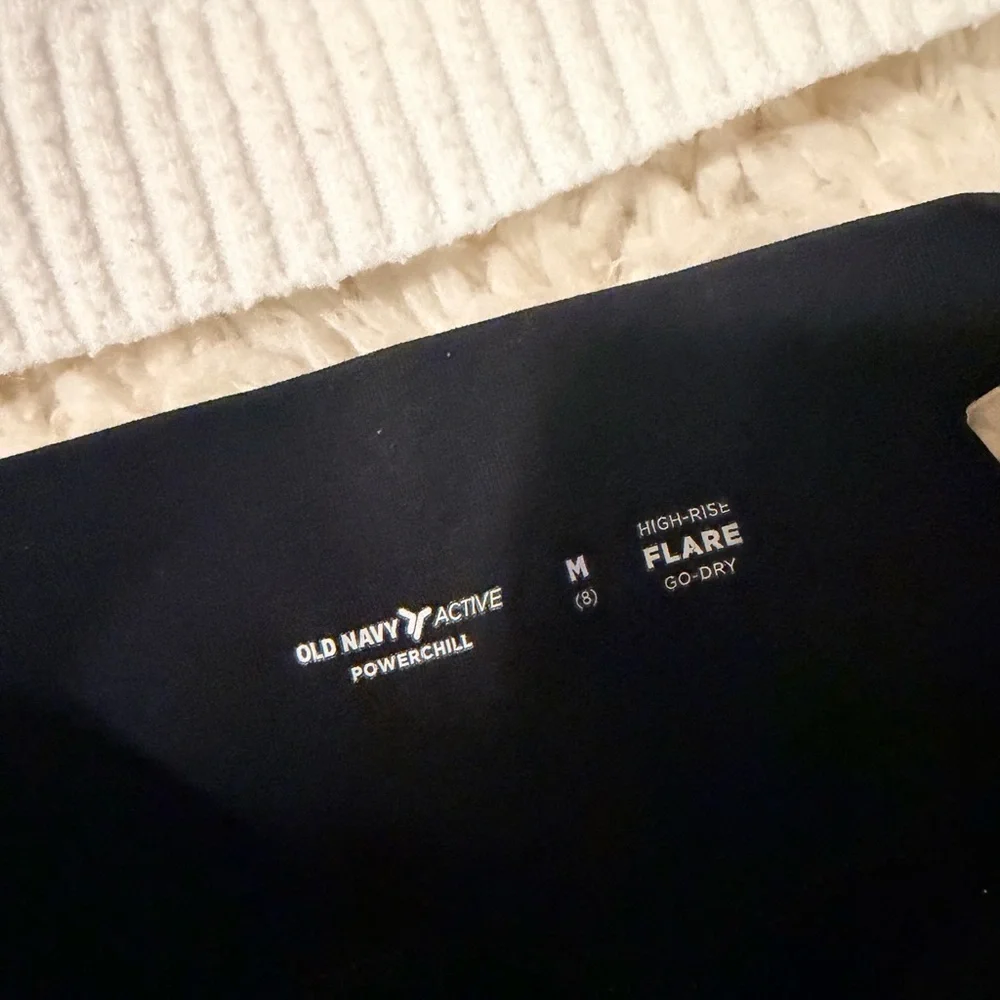 Old Navy Black Kids Flare Leggings and sweater